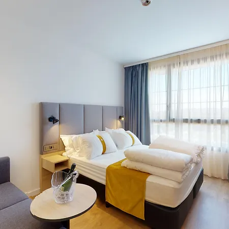 酒店 Barcelona - Sant Cugat By Ihg