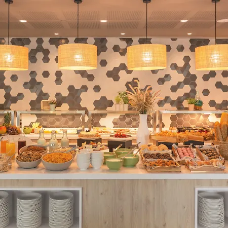 Barcelona - Sant Cugat By Ihg 酒店 圣库加特德尔瓦勒斯