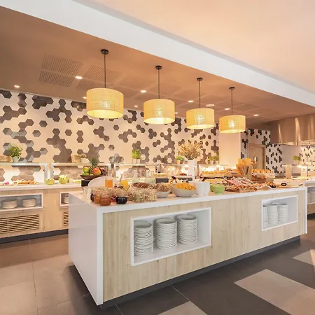 Barcelona - Sant Cugat By Ihg فندق