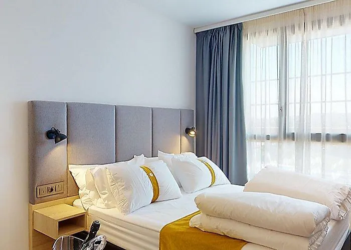 Barcelona - Sant Cugat By Ihg Hotel 4*