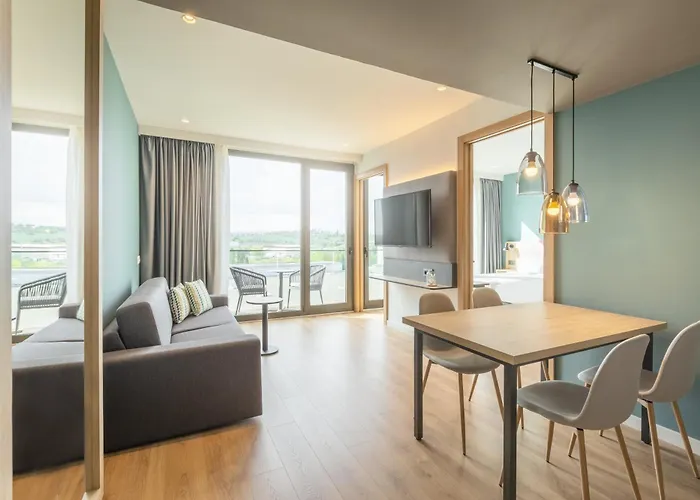 Barcelona - Sant Cugat By Ihg 4* Sant Cugat del Vallès