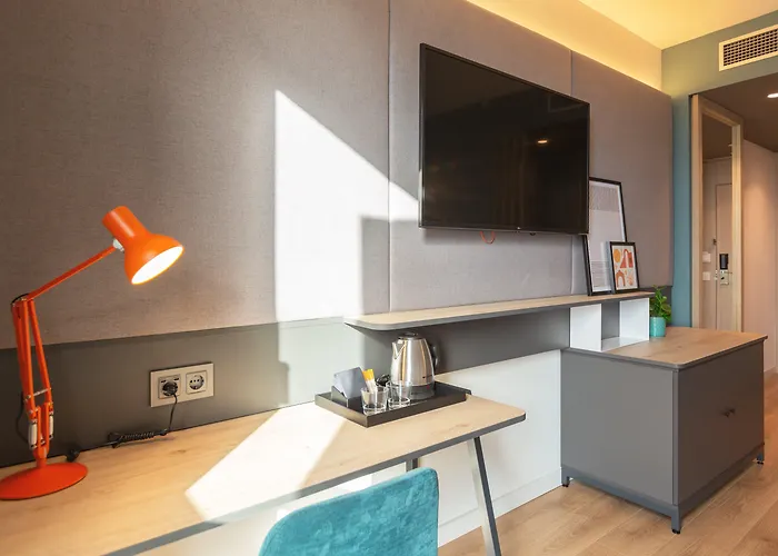 Barcelona - Sant Cugat By Ihg Hotel Sant Cugat del Vallès