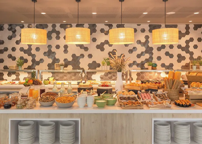 Barcelona - Sant Cugat By Ihg Hotel 4*